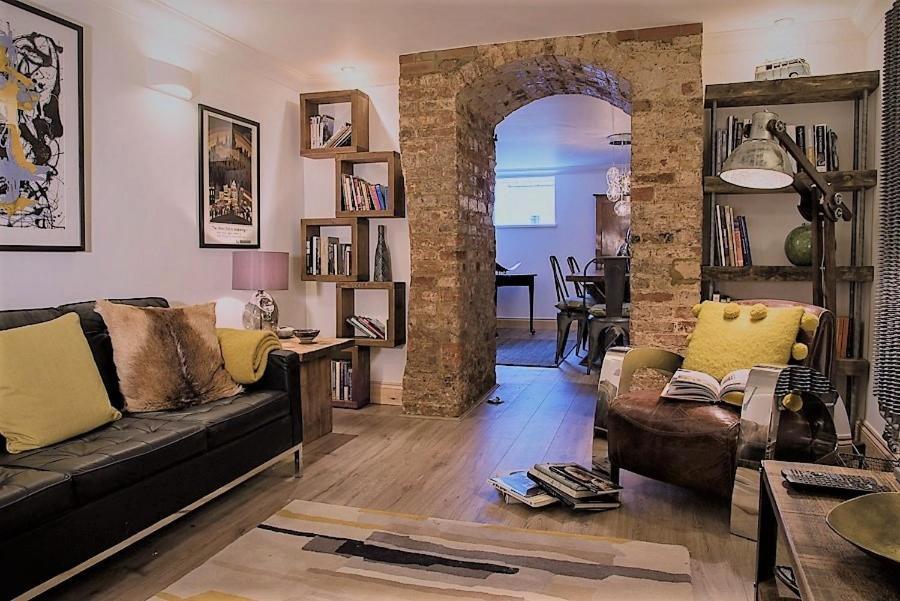 Havisham House Bed & Breakfast Woburn Bagian luar foto
